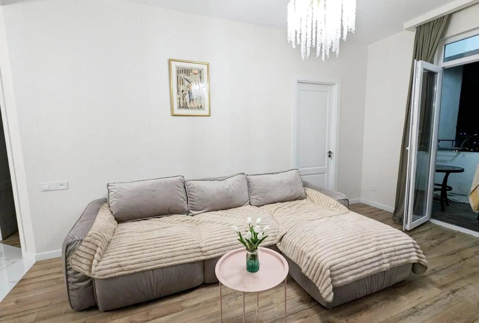 Apartamento Kikvidze Parkside Residence Tbilisi